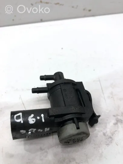 Audi A4 S4 B6 8E 8H Solenoidinis vožtuvas 1J0906283C