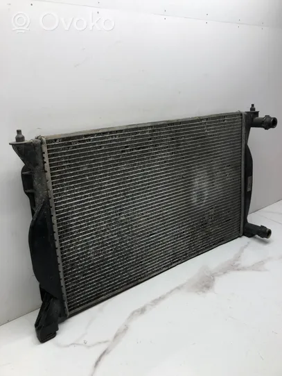 Audi A4 S4 B6 8E 8H Radiateur de refroidissement 8E0121251A