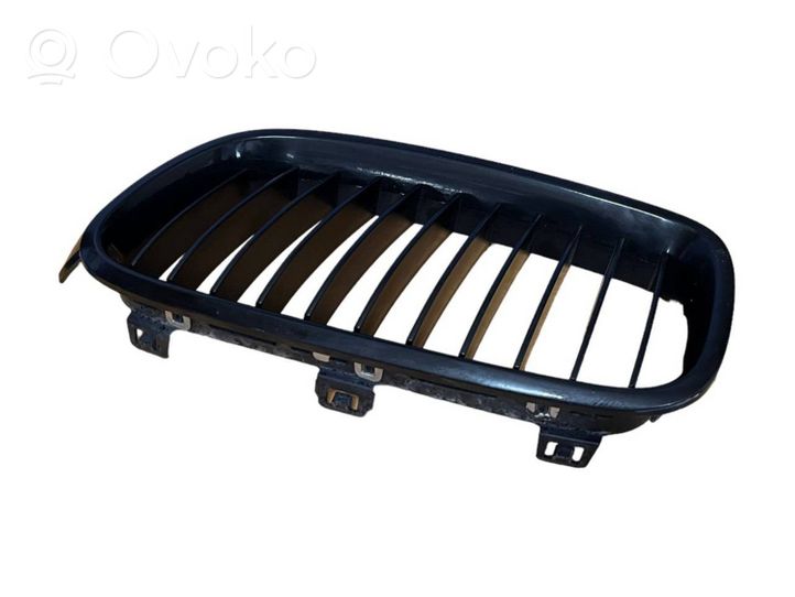 BMW 3 F30 F35 F31 Front grill 7255411