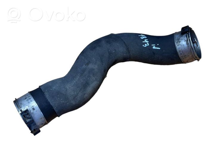 BMW 3 F30 F35 F31 Tube d'admission de tuyau de refroidisseur intermédiaire 4742748