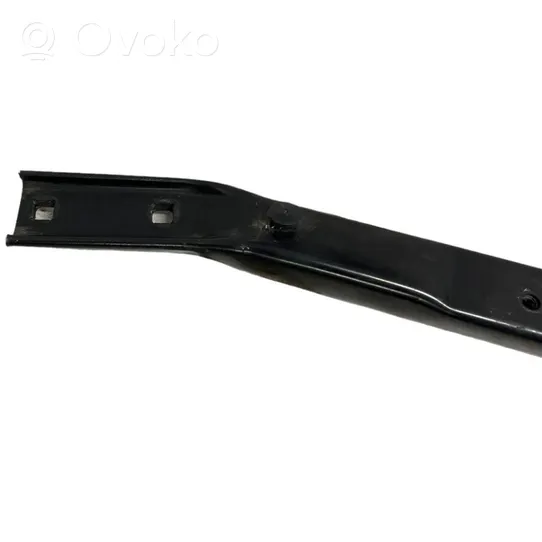 BMW 7 F01 F02 F03 F04 Staffa del pannello di supporto del radiatore parte superiore 51647183851