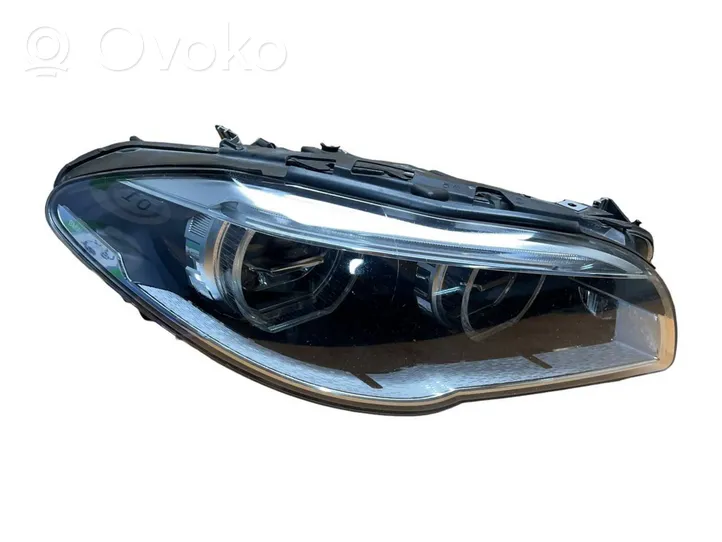 BMW 5 F10 F11 Lampa przednia 7410726