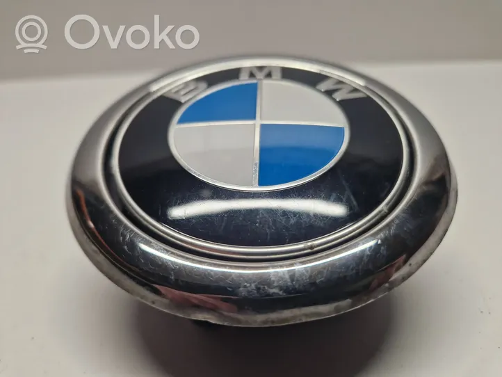 BMW 1 F20 F21 Takaluukun/tavaratilan luukun ulkokahva 7248535