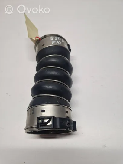 BMW 5 GT F07 Tube d'admission d'air 8513451