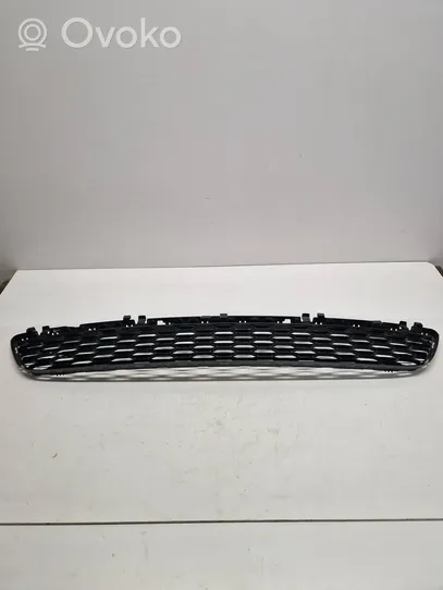 BMW 5 G30 G31 Grille inférieure de pare-chocs avant 8064930