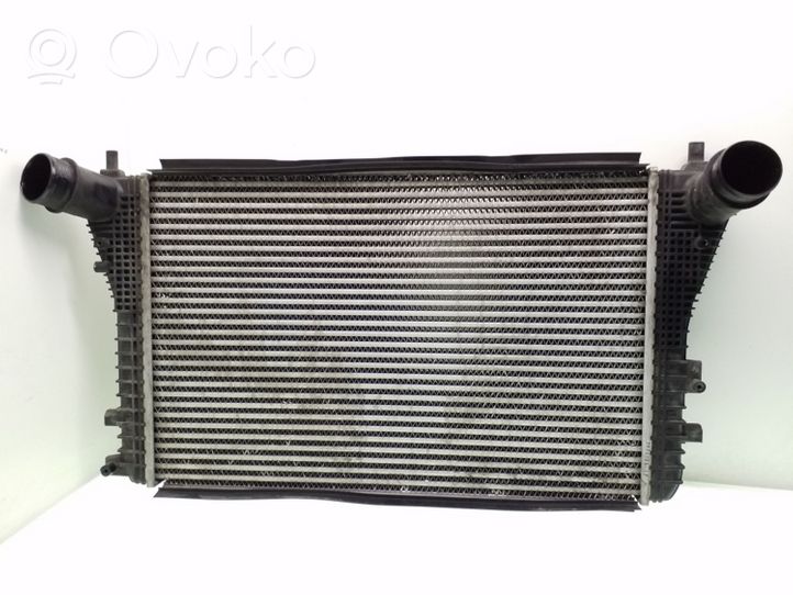 Volkswagen Golf VI Chłodnica powietrza doładowującego / Intercooler 1K0145803AF