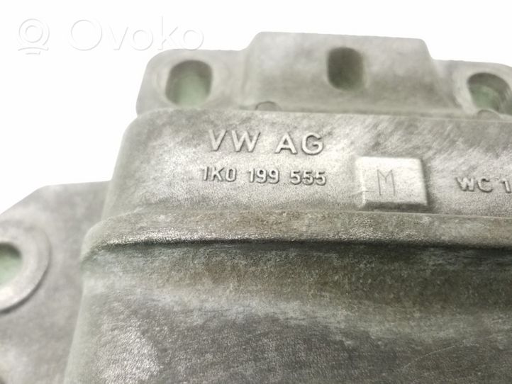 Volkswagen Golf V Wspornik / Mocowanie silnika 1K0199555M