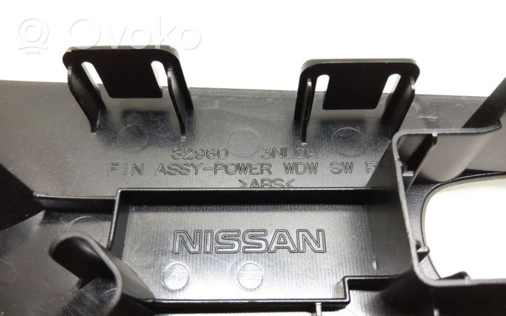 Nissan Leaf I (ZE0) Autres éléments de garniture de porte arrière 829603NL0A