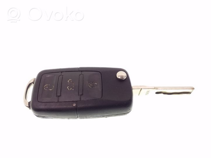 Volkswagen Golf Plus Užvedimo raktas (raktelis)/ kortelė 