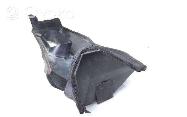 Toyota RAV 4 (XA20) Rivestimento del tergicristallo 5582742010