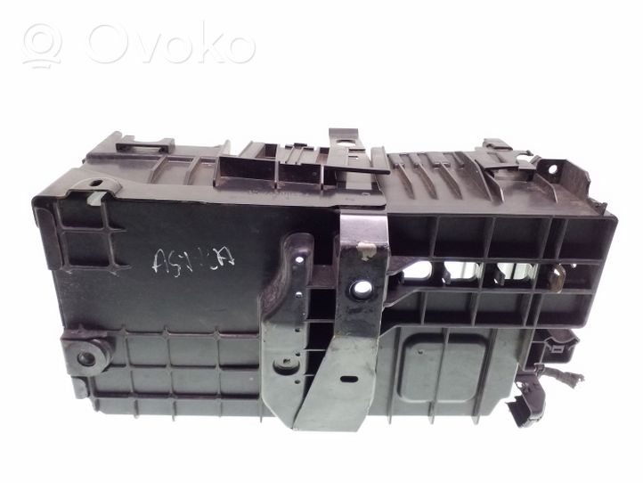 Opel Astra J Vassoio scatola della batteria 13354420