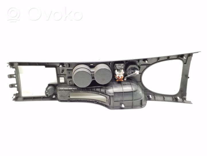 Nissan Qashqai Kita centrinė konsolės (tunelio) detalė 96965JD000