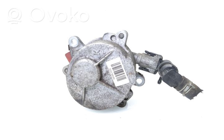 Nissan X-Trail T31 Vacuum pump 8200796080