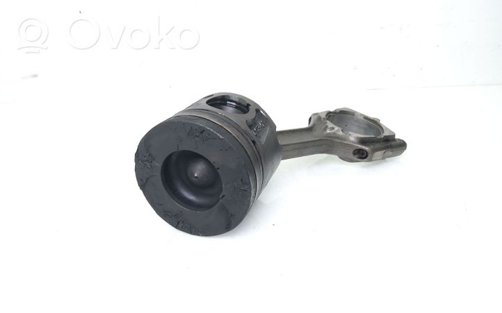 Opel Insignia A Piston 