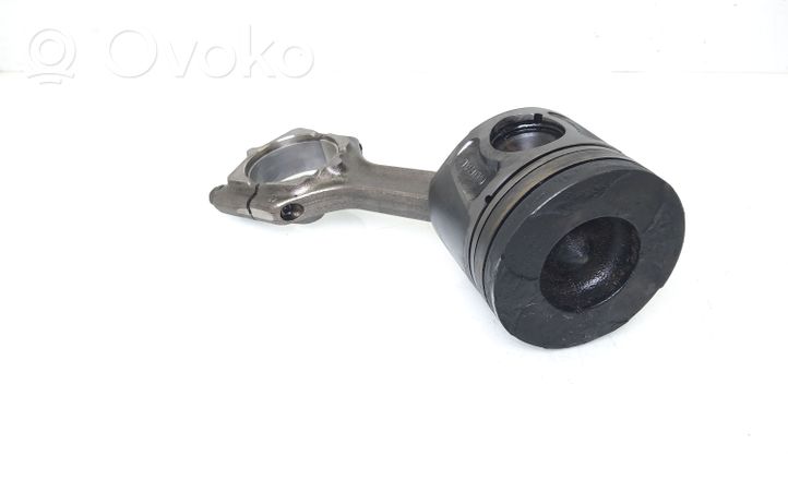 Opel Insignia A Piston 