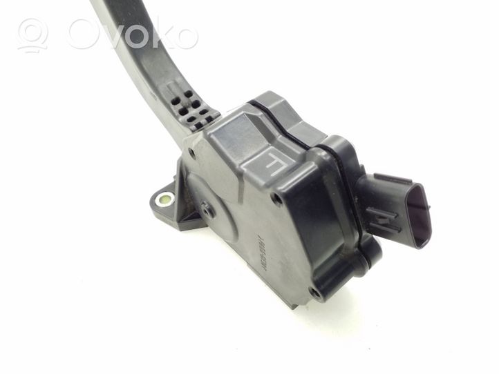 Toyota RAV 4 (XA30) Accelerator throttle pedal 7811042010