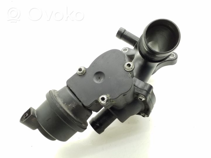 Nissan Qashqai Termostat / Obudowa termostatu 110601797R