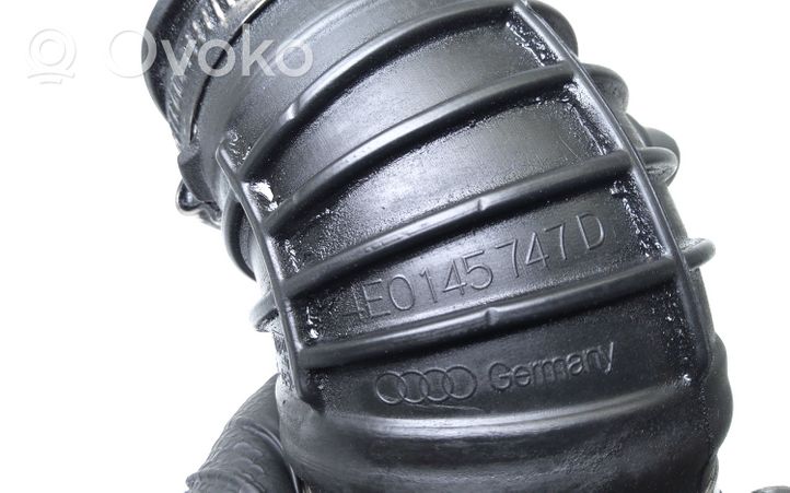 Audi A8 S8 D3 4E Część rury dolotu powietrza 4E0145747D