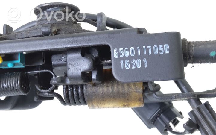 Renault Clio IV Konepellin lukituksen vastakappale 656011705R