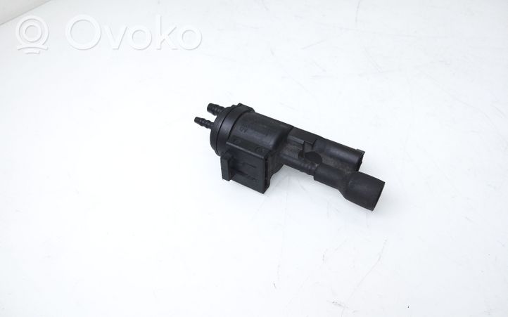 Mercedes-Benz E W212 Electrovanne Soupape de Sûreté / Dépression 0025407097