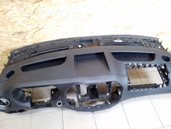 Mercedes-Benz Vito Viano W447 Dashboard A4476890147