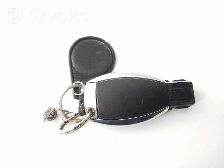 Mercedes-Benz C W204 Ignition key/card 