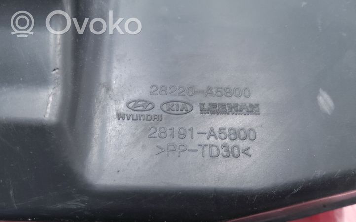 Hyundai i30 Część rury dolotu powietrza 28220A5800