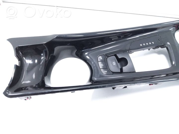 Toyota C-HR Rivestimento in plastica cornice della leva del cambio 58804F4010