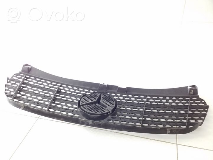 Mercedes-Benz Vito Viano W639 Oberes Gitter vorne A6398800185