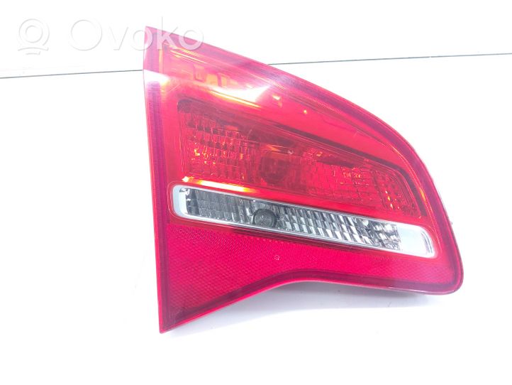 Opel Meriva B Lampy tylnej klapy bagażnika 21629003