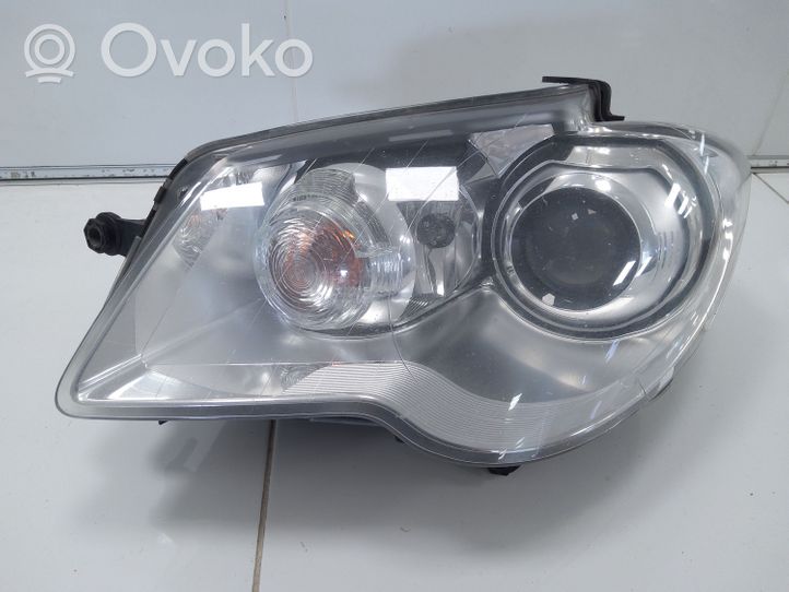 Volkswagen Touran I Lampa przednia 1305630565