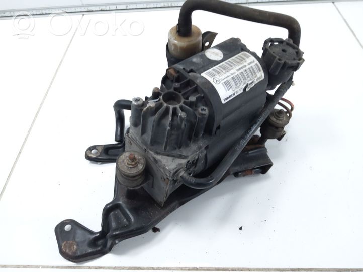 Mercedes-Benz E W211 Compressore/pompa sospensioni pneumatiche A2113201843