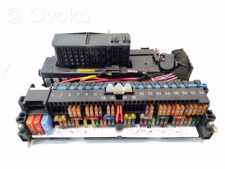 BMW X3 E83 Fuse module 8387153