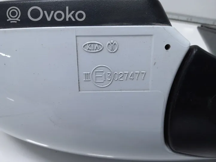 KIA Sportage Elektryczne lusterko boczne drzwi przednich E13027477