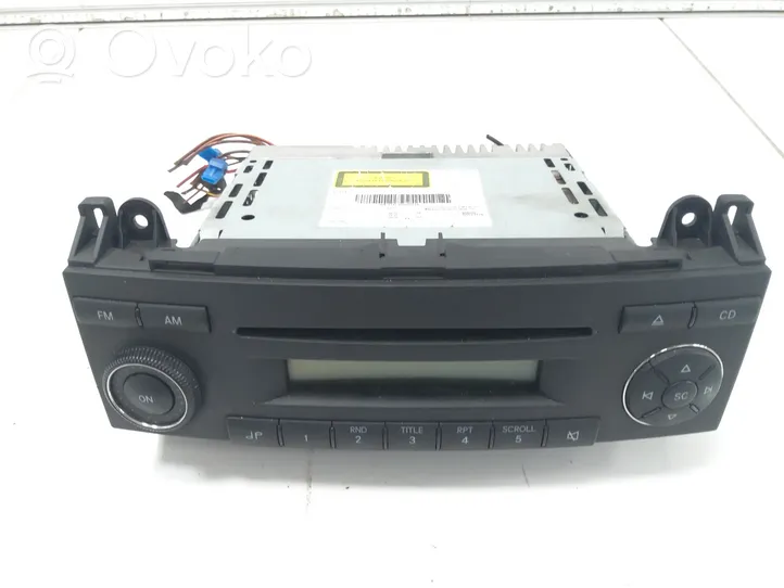 Mercedes-Benz Sprinter W906 Panel / Radioodtwarzacz CD/DVD/GPS A0048204086