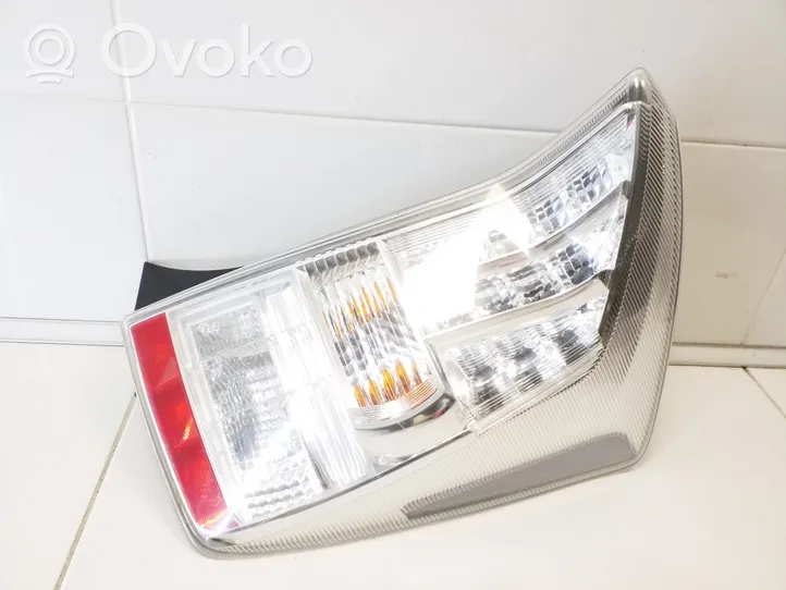 Toyota Prius (XW30) Lampa tylna STANLEYP8007