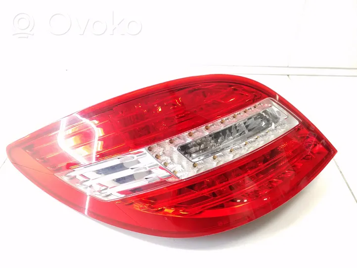 Mercedes-Benz R W251 Lampa tylna A2518201964