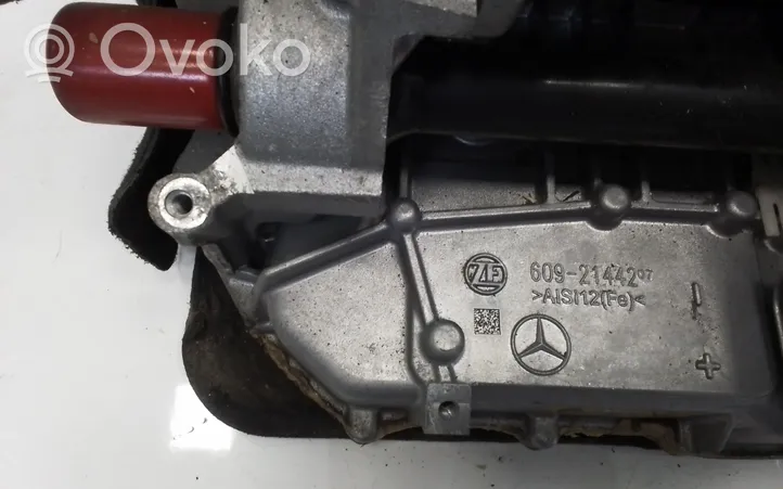 Mercedes-Benz EQC Sähköauton moottori A2433403202