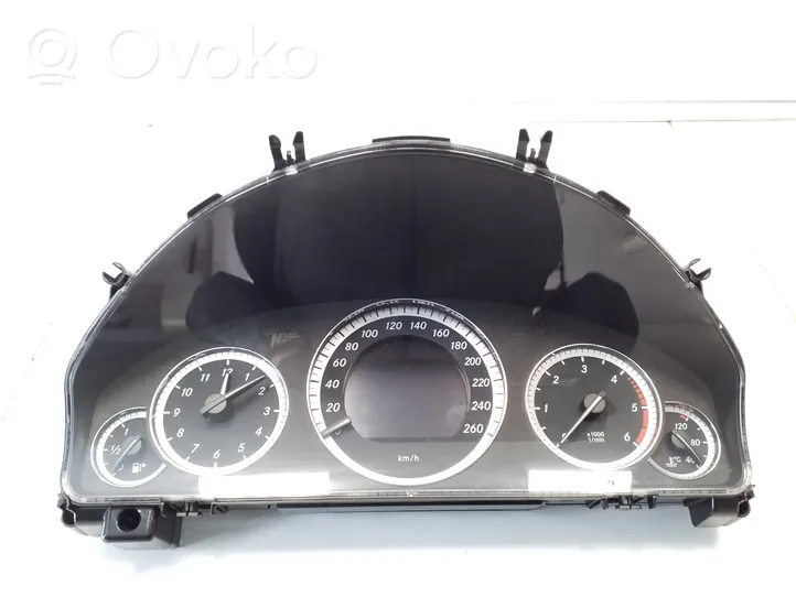 Mercedes-Benz E W212 Tachimetro (quadro strumenti) A2129005003