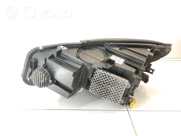 BMW 2 F45 Lampa przednia A8747221401