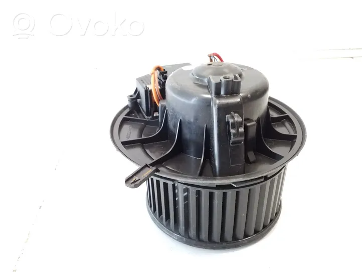 Volkswagen PASSAT B7 Heater fan/blower 3C1820015T