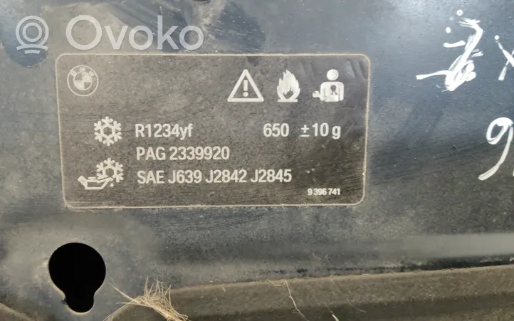 BMW 2 F45 Pokrywa przednia / Maska silnika 412A5154