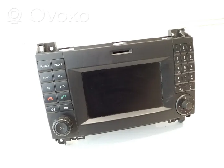 Volkswagen Crafter Panel / Radioodtwarzacz CD/DVD/GPS A9069006200