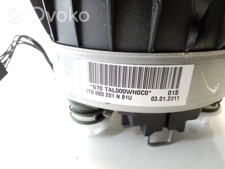 Volkswagen Tiguan Poduszka powietrzna Airbag kierownicy 1T0880201N