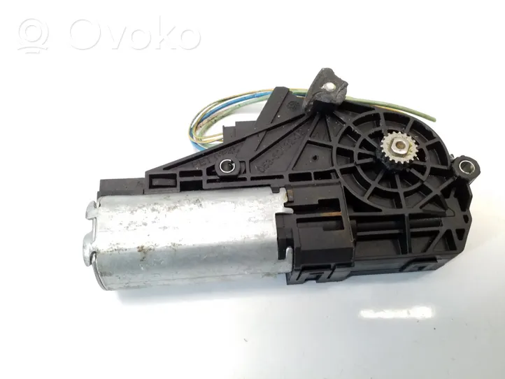 BMW 5 F10 F11 Stoglangio varikliukas/ pavara 0536013202