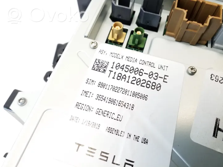 Tesla Model 3 Monitori/näyttö/pieni näyttö 104500603E