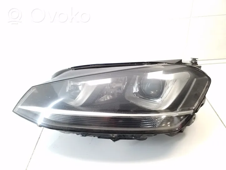 Volkswagen Golf VII Lampa przednia 5G1941751