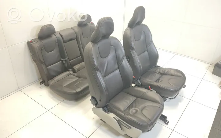 Volvo V40 Cross country Seat set 31379422