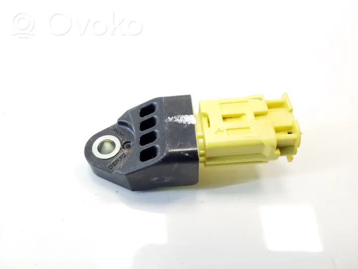 Toyota Prius (XW30) Sensore d’urto/d'impatto apertura airbag 8983175010