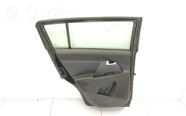 KIA Sportage Rear door 